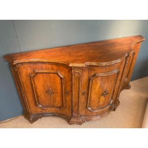 Curved Italian Sideboard In 18th Century Walnut