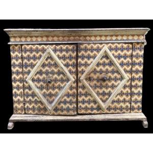 Buffet italien à décor de fleur de lys