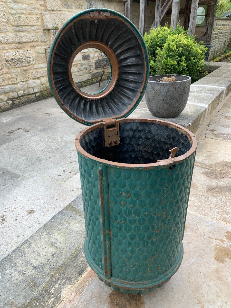 Vintage Parisian Trash Bin-photo-4