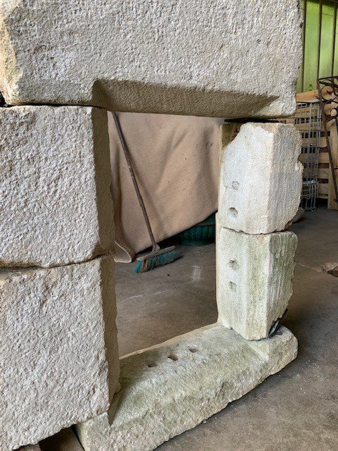 Small Window Frame From The 15th Century - Circa 1420/1480-photo-4