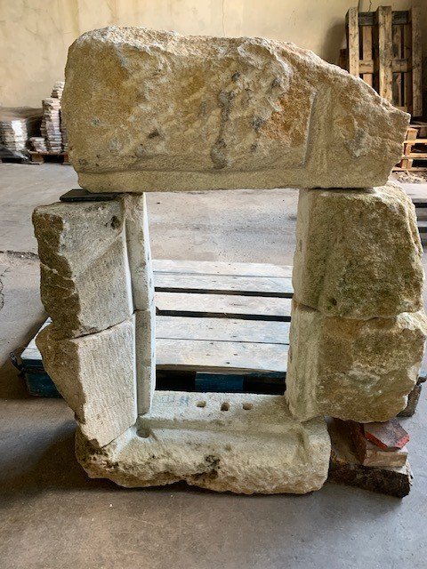 Small Window Frame From The 15th Century - Circa 1420/1480-photo-4