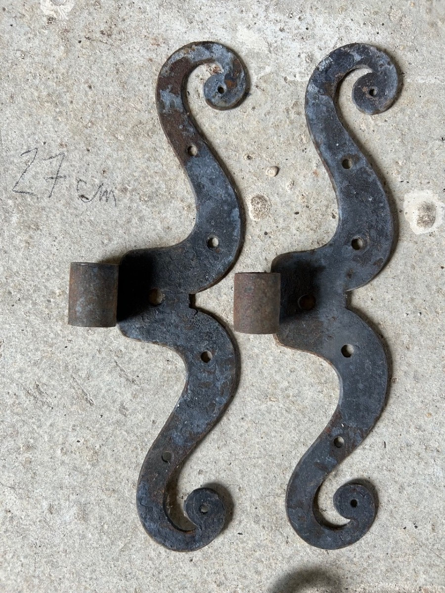 Ironwork - Moustach Hinges For Windows, Shutters, Doors-photo-1