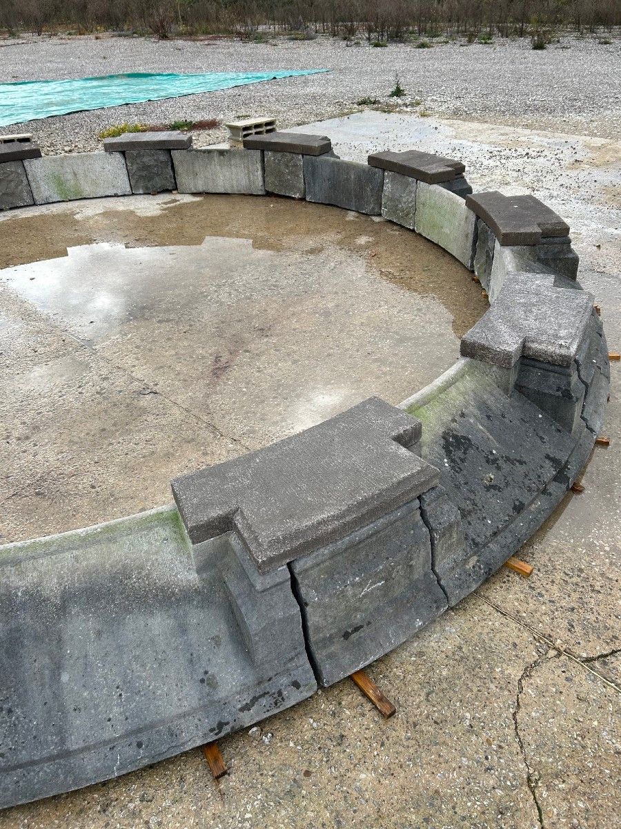 Large Ring-shaped Parc Pond - Overflowing Water Feature  - Romantic Period, Circa 1840-photo-3