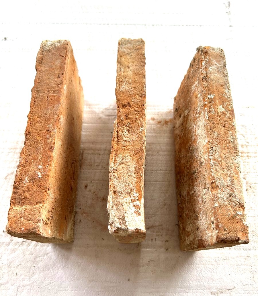 Terracotta Bricks - 17th, 18th, And 19th Centuries 