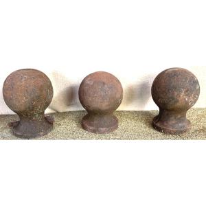 3 Boules de Fonte