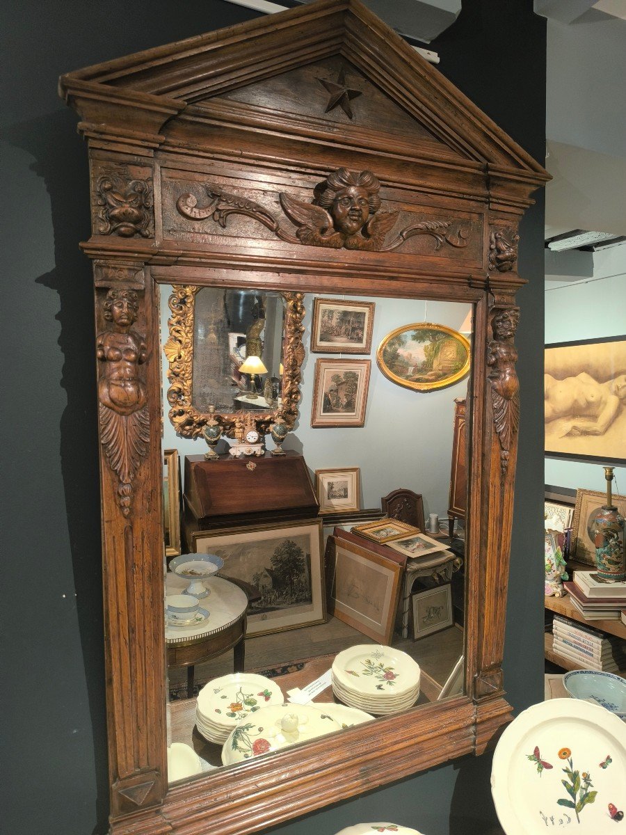 Rare Cadre En Noyer. Travail Florentin d'époque Renaissance.