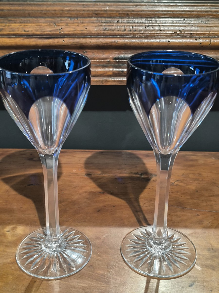 8 verres en cristal, modèle Bristol de St Louis.