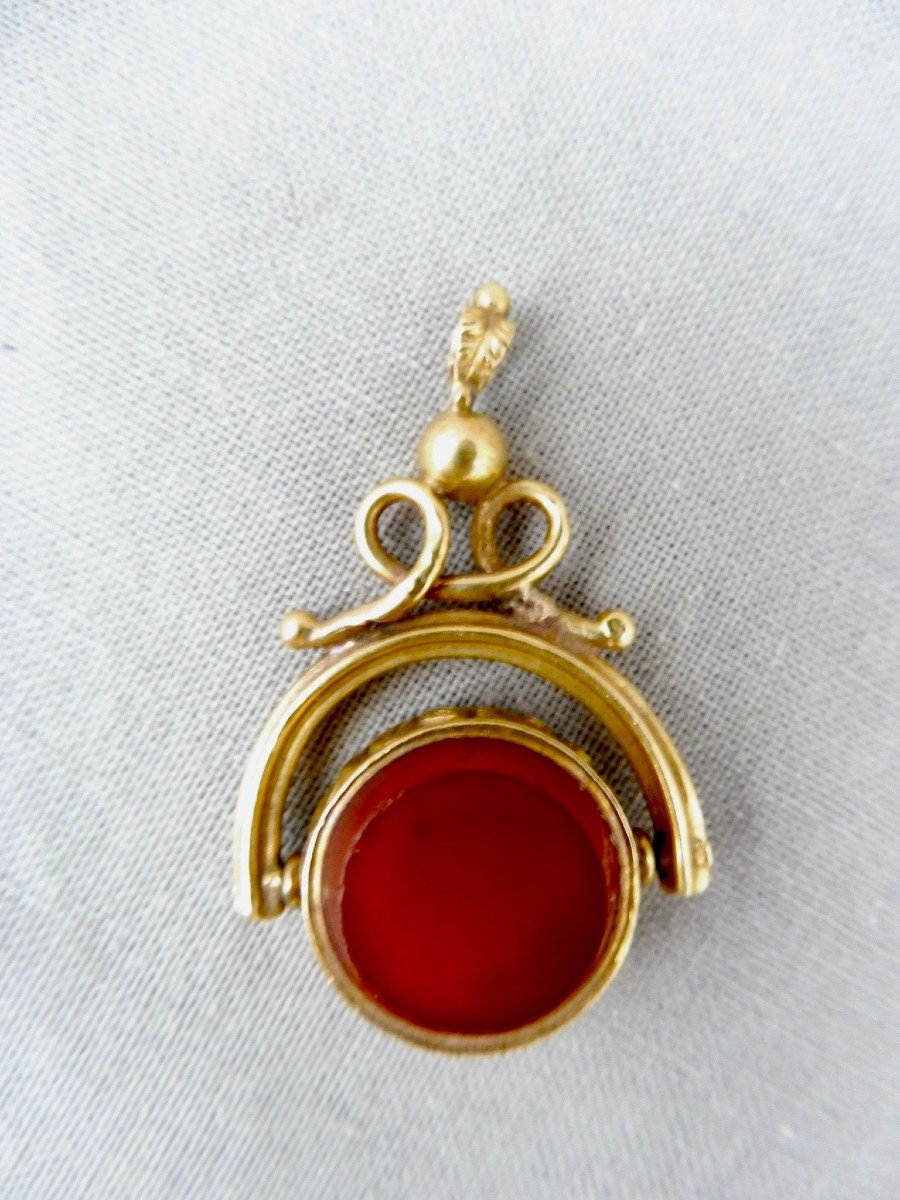 Compass Pendant In 18k 750 Thousandths Yellow Gold Eagle Adorned With A Carnelian Gross Weight 5.32gr-photo-3