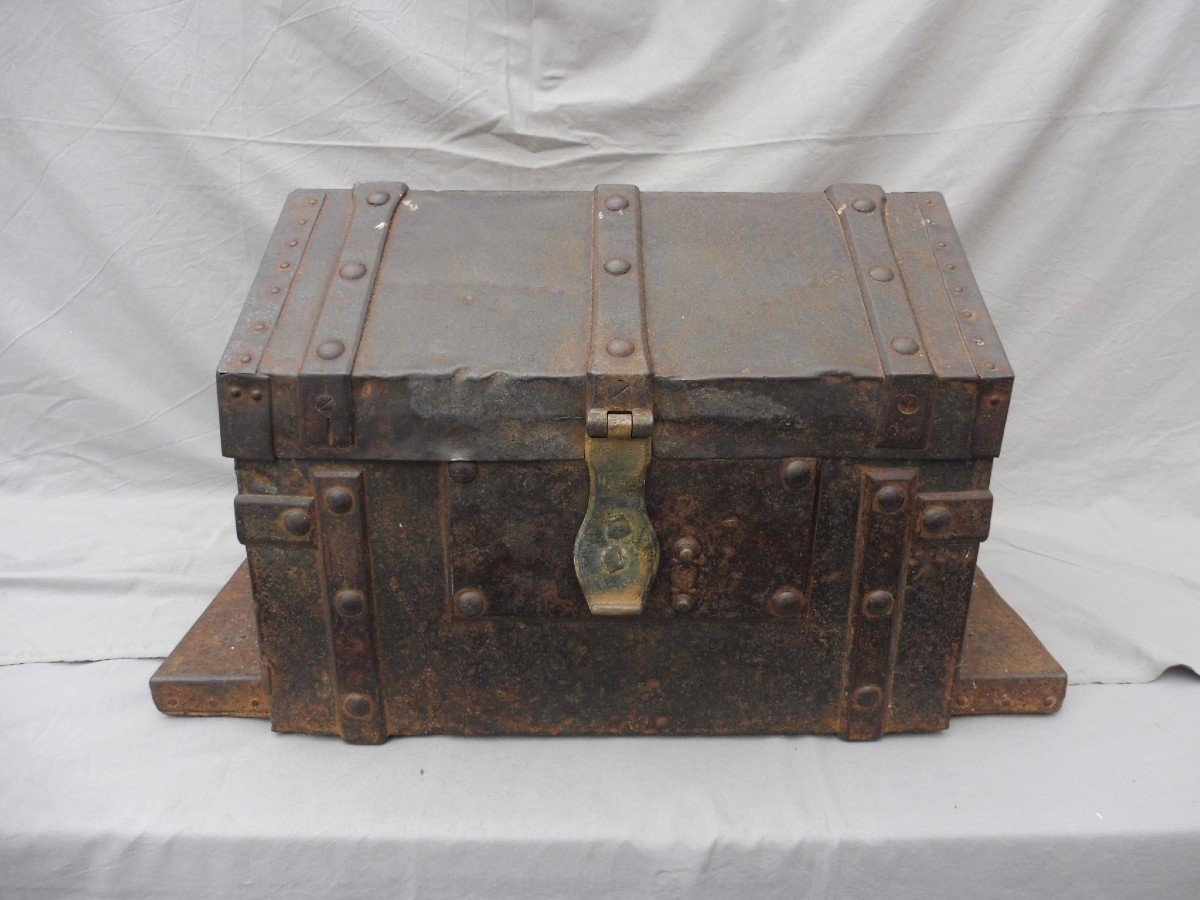 18th Century Diligence Safe In Wood And Wrought Iron 18th France