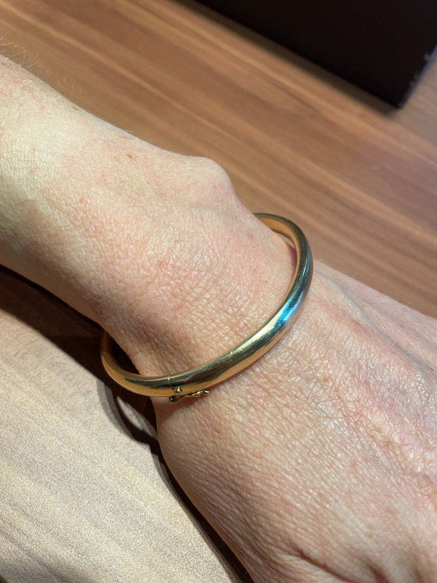 BRACELET jonc ouvrant en or jaune 750/°°° (18K). Fermoir en 8 huit de sécurité.16,66 gr -photo-7