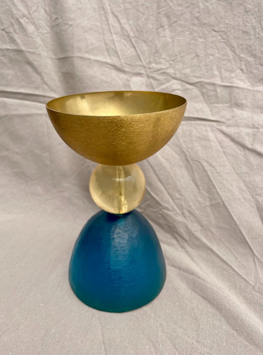 MIGEON & MIGEON coupe calice Graal résine et métal doré  Circa 1980 Signé 15,5 cm dim 10cm