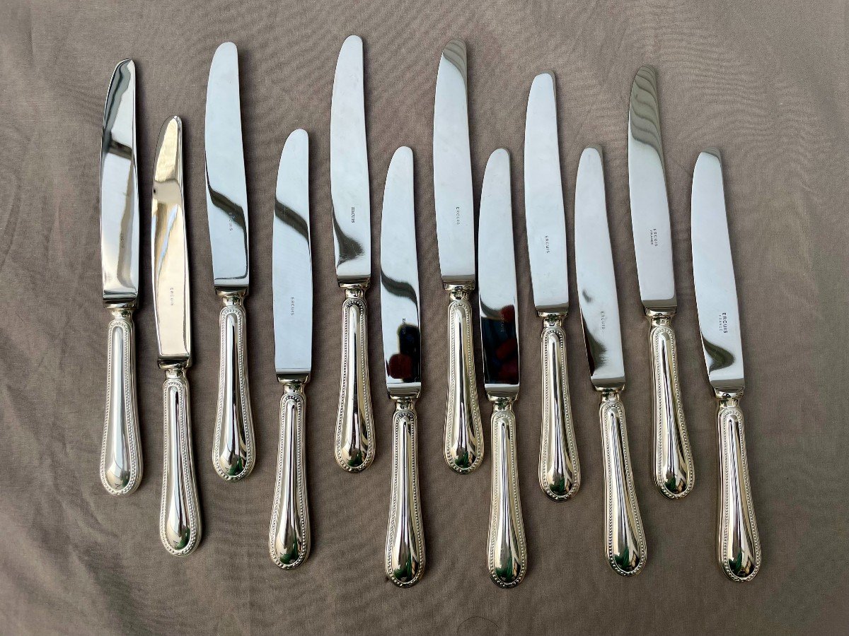 Ercuis Paris  Suite de 12 couteaux de table ref 6545 LAFAYETTE Perles état neuf métal argenté 