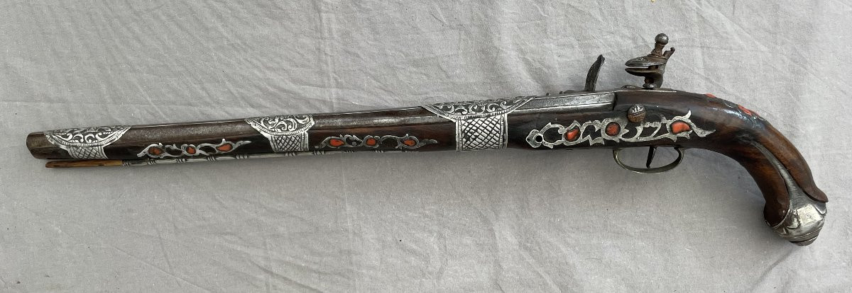 Pistolet à d'arçon à silex Algérie ottomane, Fin XVIIIè début XIXe siècle corail et argent 61cm-photo-2