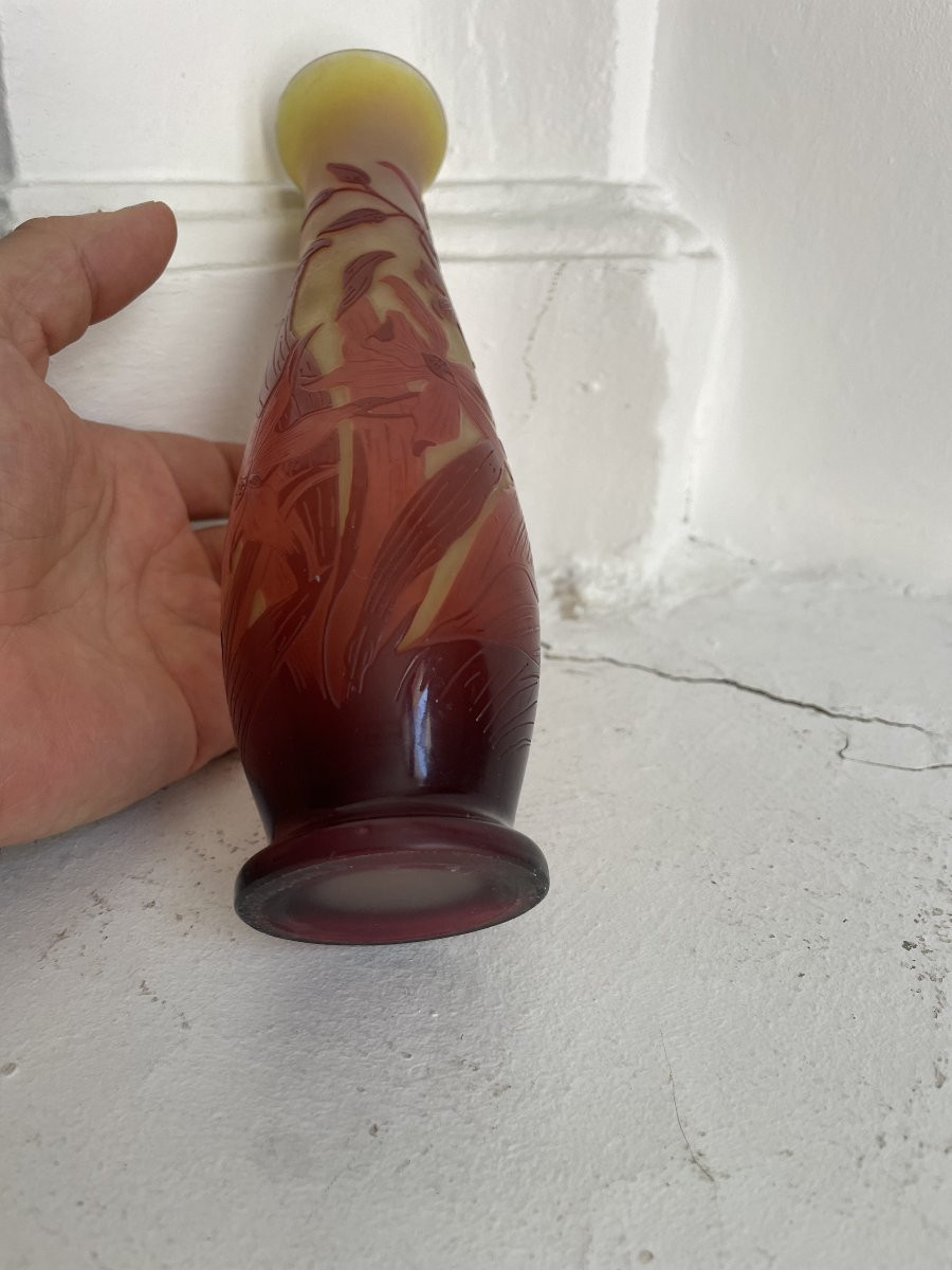 émile Gallé (1846-1904) Acid-etched Multi-layer Glass Vase With Red And Brown Flowers, Signed 20.5 Cm-photo-2