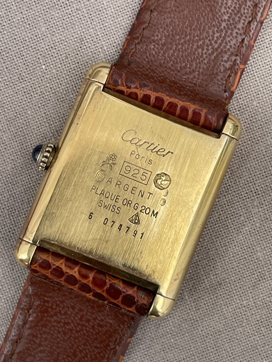 CARTIER Montre bracelet lézard "Must Tank" en vermeil mécanique cadran ivoire chiffres romains -photo-2