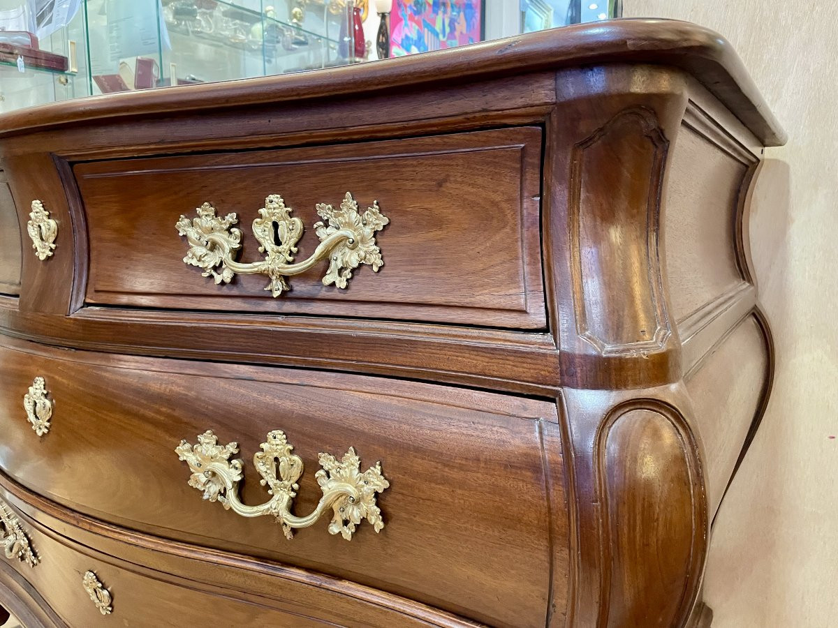 Commode Bordelaise de port tombeau en acajou massif à quatre tiroirs XVIIIème Bordeaux 18ème -photo-3