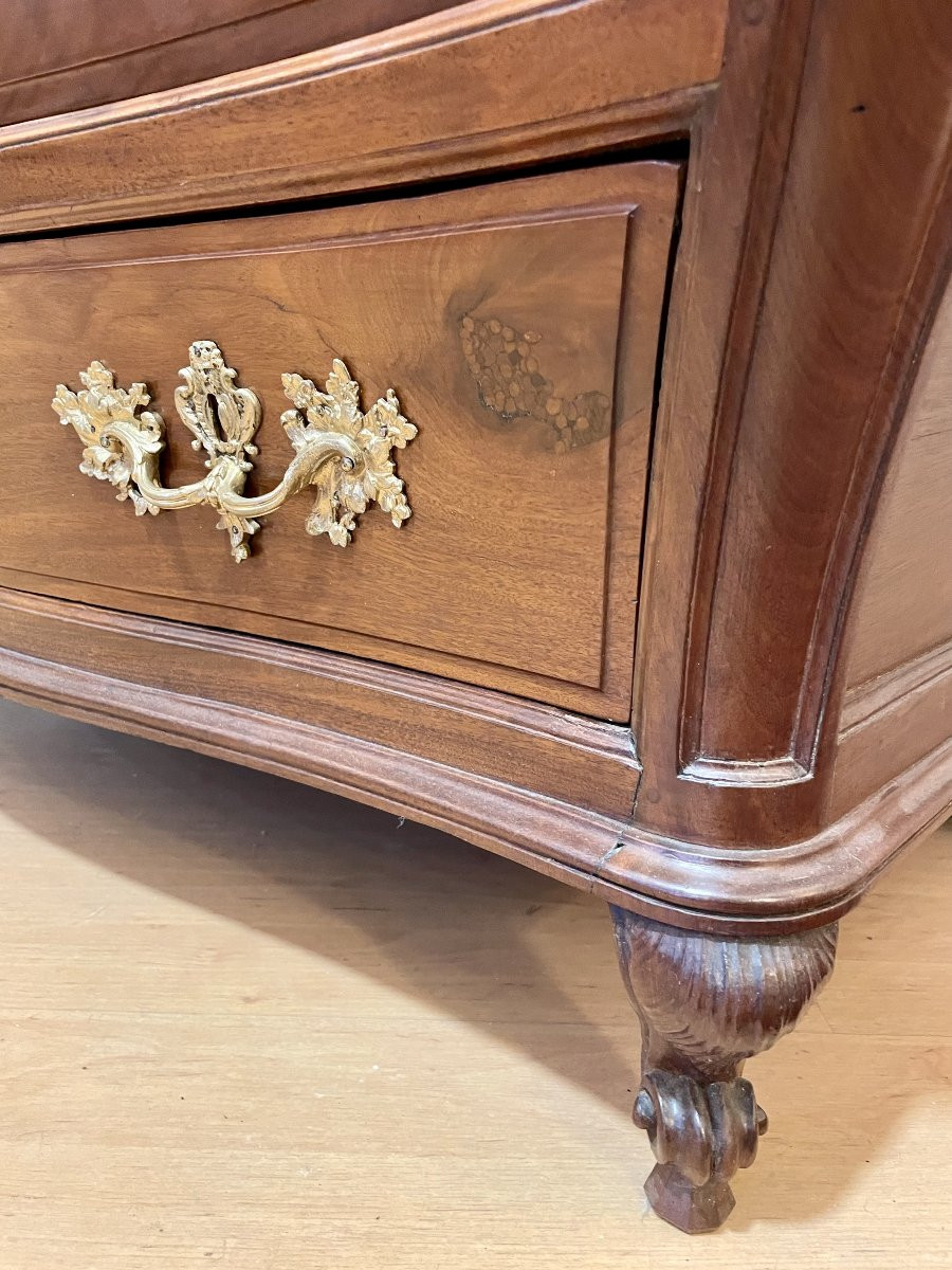 Commode Bordelaise de port tombeau en acajou massif à quatre tiroirs XVIIIème Bordeaux 18ème -photo-4