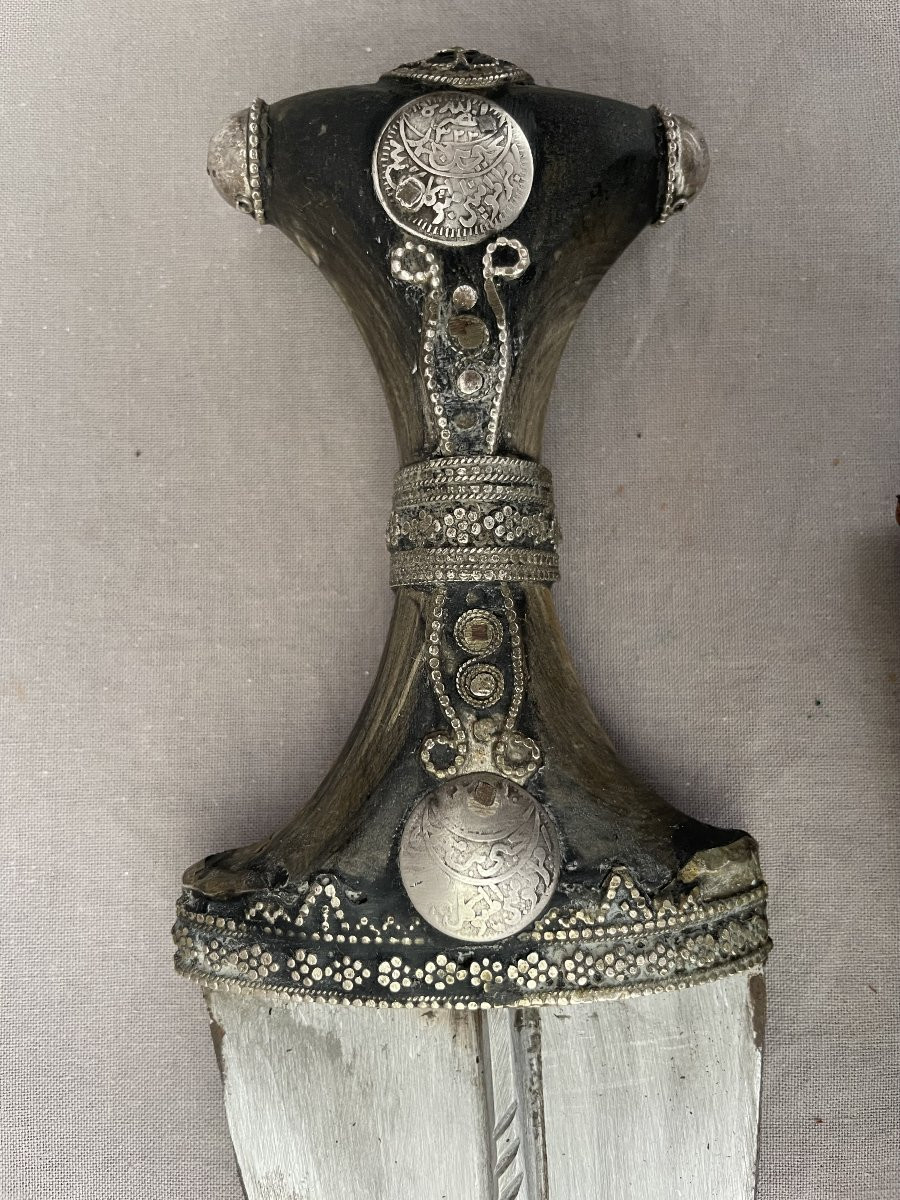 Poignard jambiya, Arabie fin XIXe siècle argent filigrane cuir 38 cm -photo-3