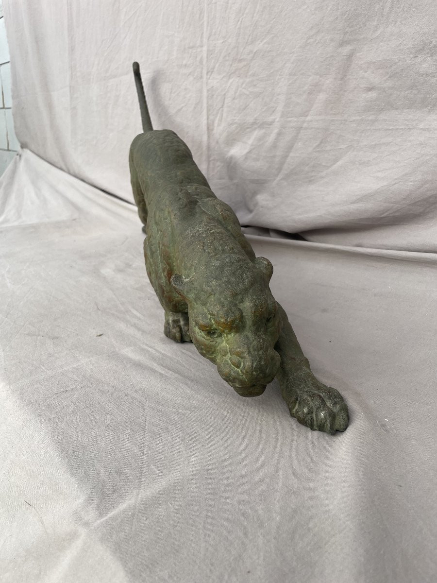 DEMETRE CHIPARUS (1888-1947)  Panthère à l'affût Épreuve en régule à patine vert antique 74cm -photo-1