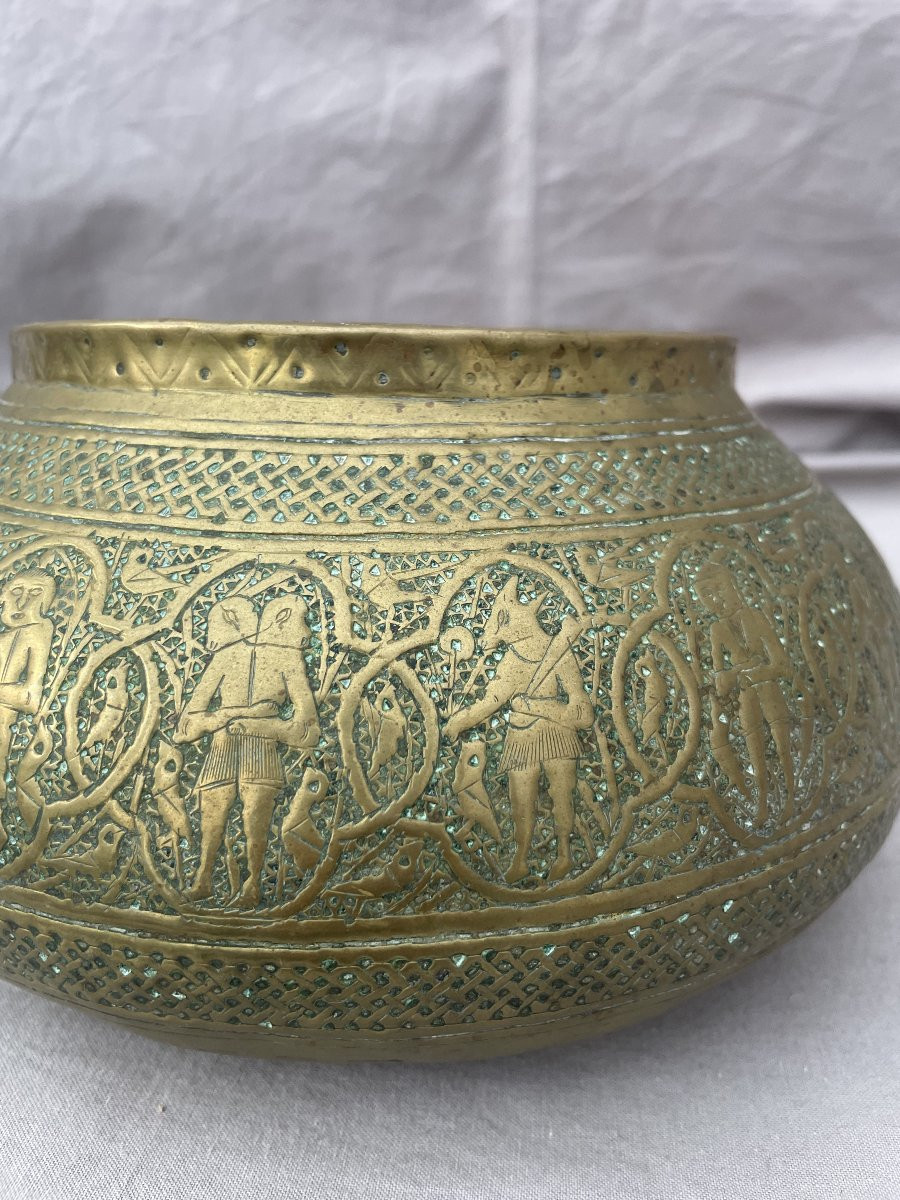 Tâs Qadjar Brass Basin . Iran Persia , Late 19th Century, Qadjar Period 19th Century-photo-4