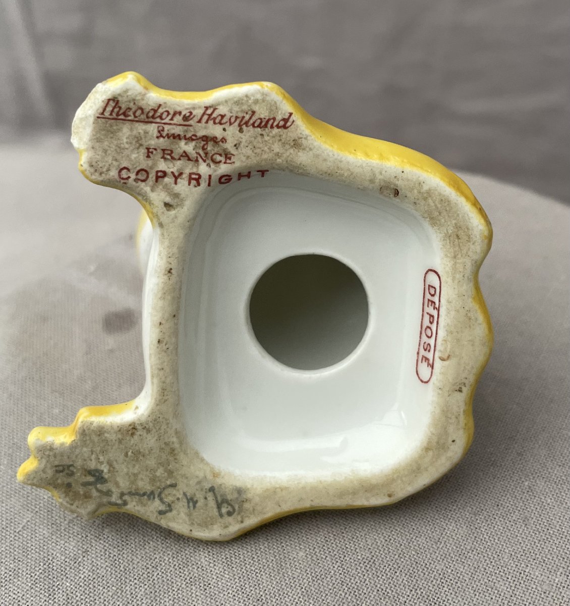 Edouard-Marcel SANDOZ (1881-1971) pour HAVILAND Grenouille salière Porcelaine émaillée jaune -photo-5