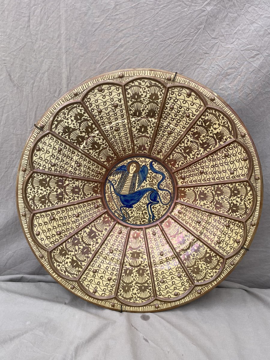 Plat hispano-mauresque à la harpie Espagne, Faïence Manises  Valence, fin XIXème siècle 46 cm -photo-1