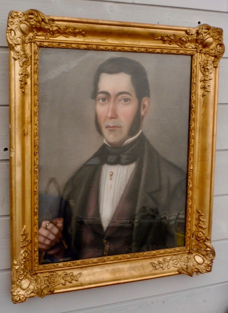 &Eacute;cole Fran&ccedil;aise XIX&egrave;me &Eacute;poque Louis-Philippe Restauration 1830-1848 Pastel Portrait Homme Dandy Tenant Sa Canne 19&egrave;me 