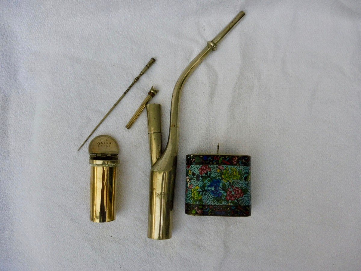 Pipe à Opium En émaux Cloisonnés Cloisonné Chine Indochine XIXème 19ème  金属和景泰蓝珐琅鸦片烟斗。 29 x 7.5 厘米。-photo-3