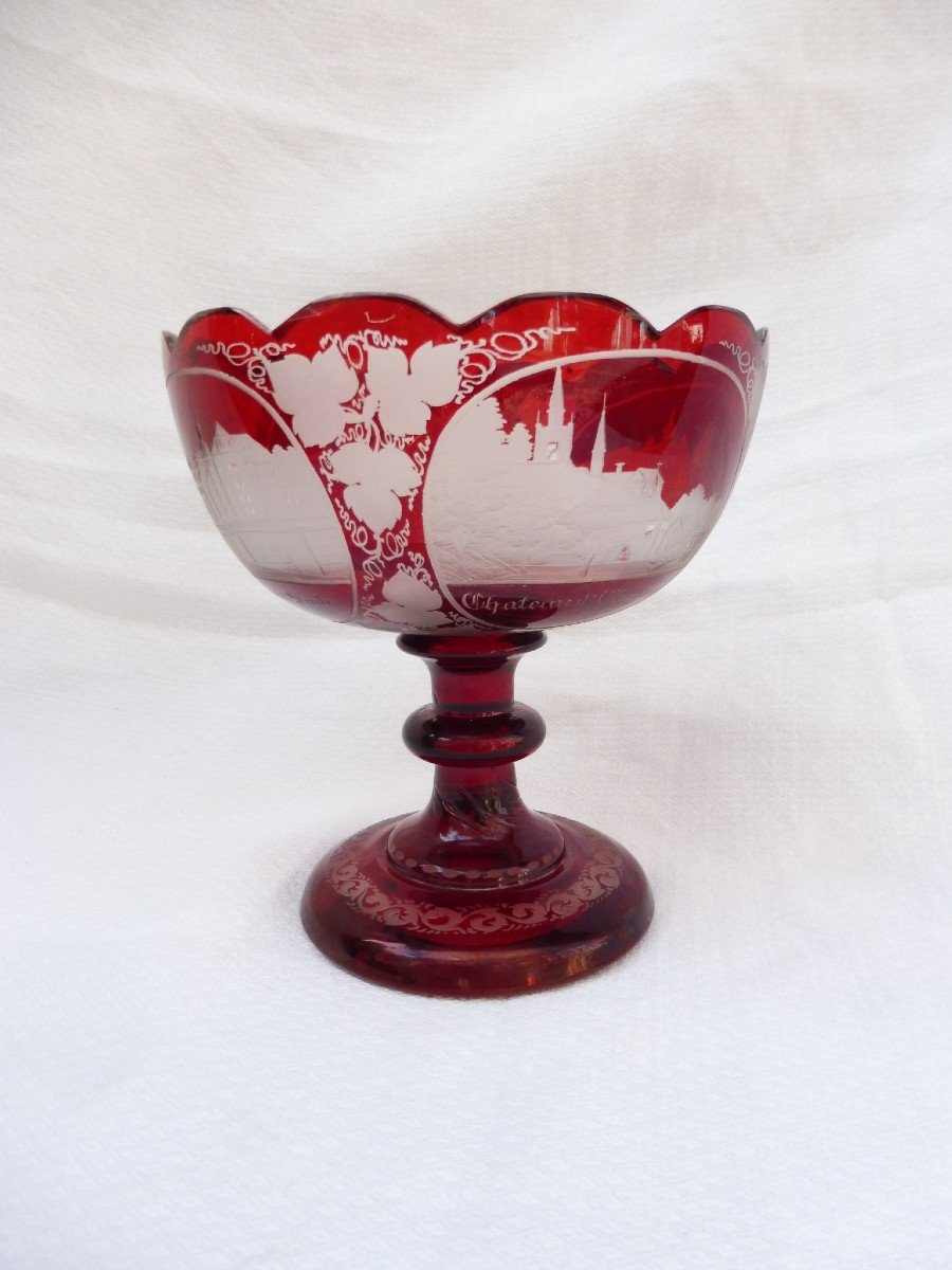 Baguier Cup On Pedestal In Red Bohemian Crystal Engraved XIXth Decorated With Castles 14.5 Cm-photo-5