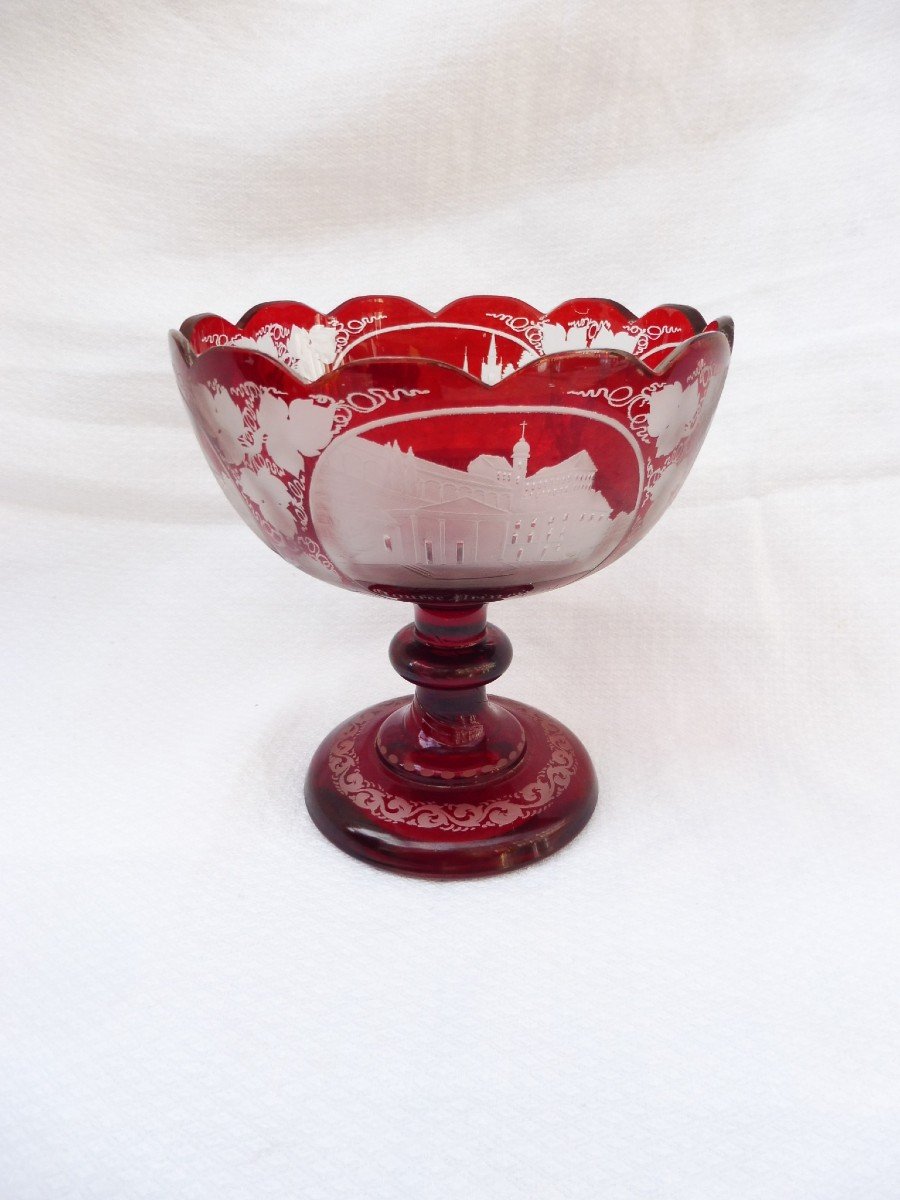 Baguier Cup On Pedestal In Red Bohemian Crystal Engraved XIXth Decorated With Castles 14.5 Cm-photo-7