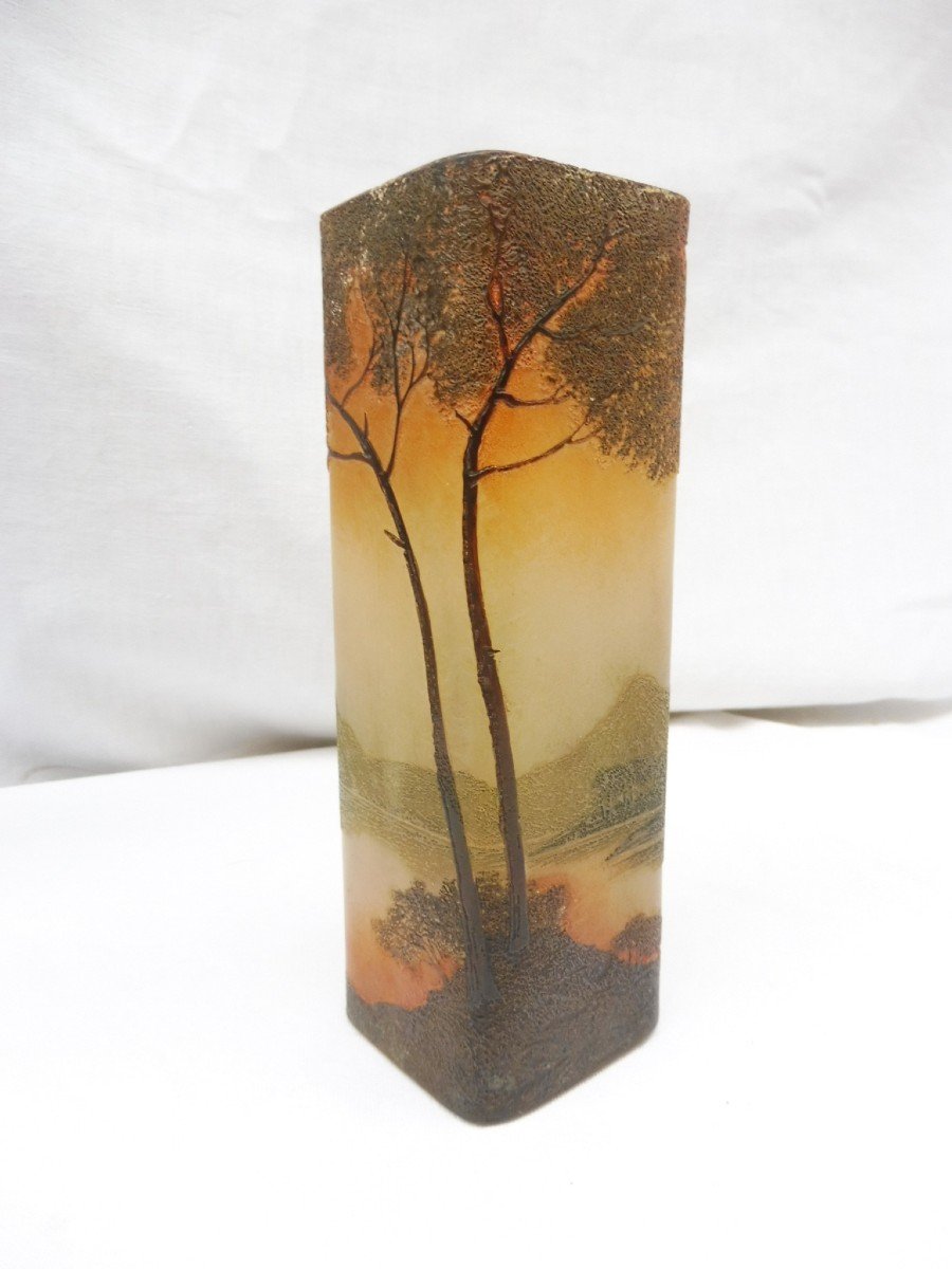 Legras Théodore Verrier Vase Marasquin Art Nouveau dégagé à l'Acide Paysage Lacustre Vosges Vosgien Pâte De Verre 17 cm  référencé au catalogue raisonné 