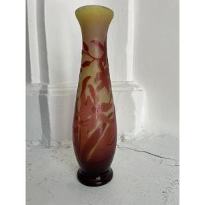 émile Gallé (1846-1904) Acid-etched Multi-layer Glass Vase With Red And Brown Flowers, Signed 20.5 Cm