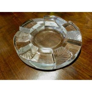 Lalique France Round Circular Ashtray In Transparent Crystal Alternating Palmettes In Satin D.15cm