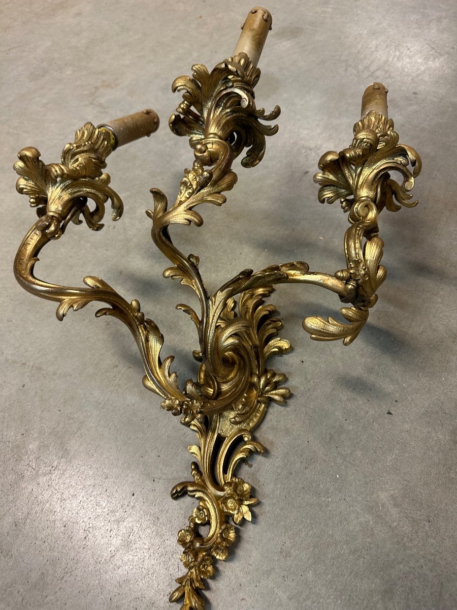 Pair Of Louis XV Style Sconces In Bronze-photo-2