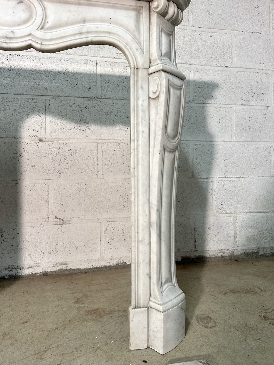 Petite Cheminée De Style Louis XV En Marbre Blanc 19e Siècle-photo-1