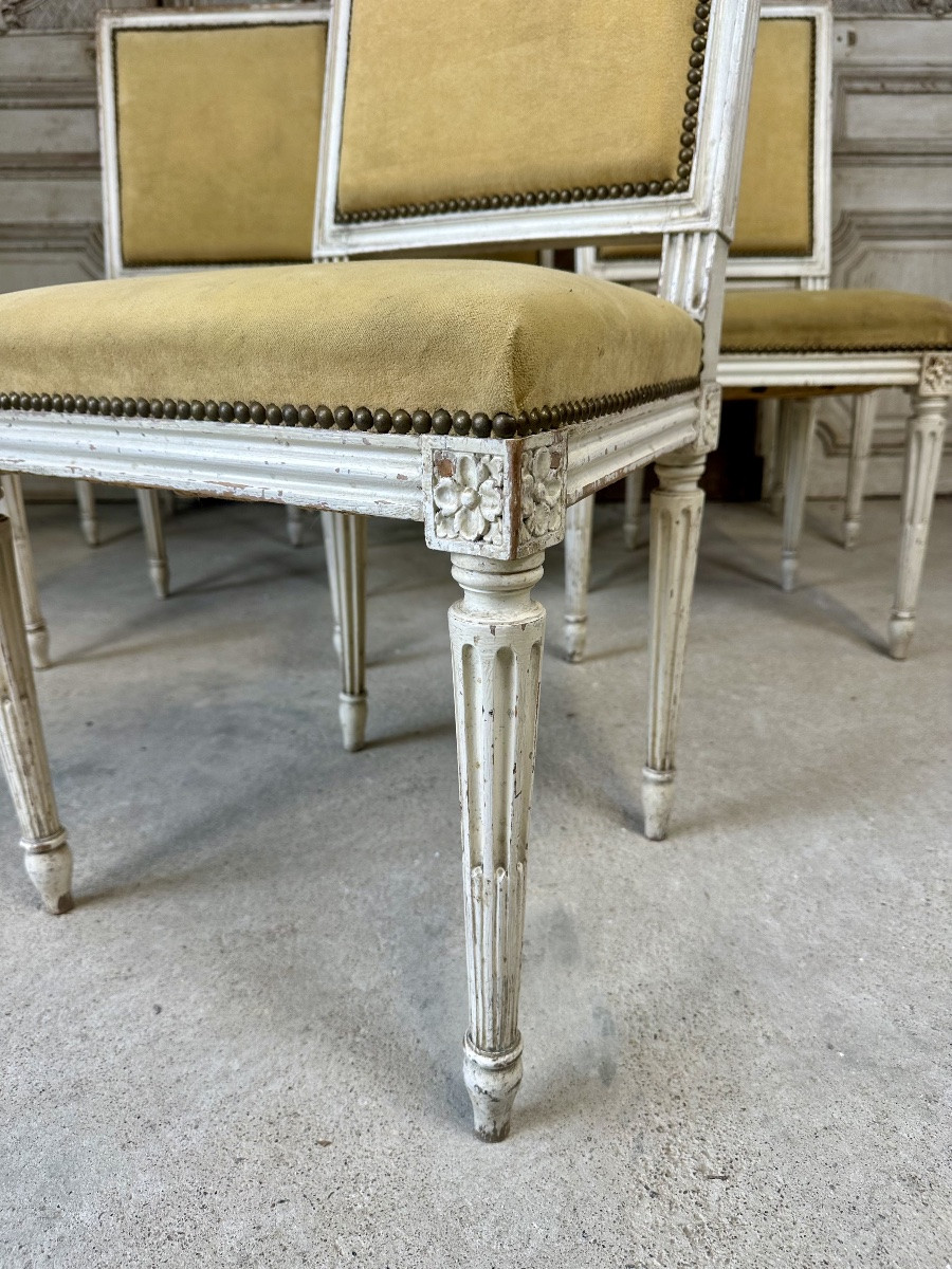 Série de 6 chaises de style Louis XVI laquée blanc circa 1900-photo-3