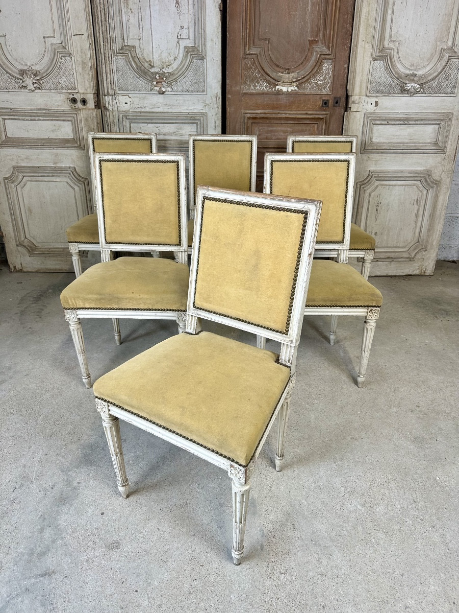 Série de 6 chaises de style Louis XVI laquée blanc circa 1900