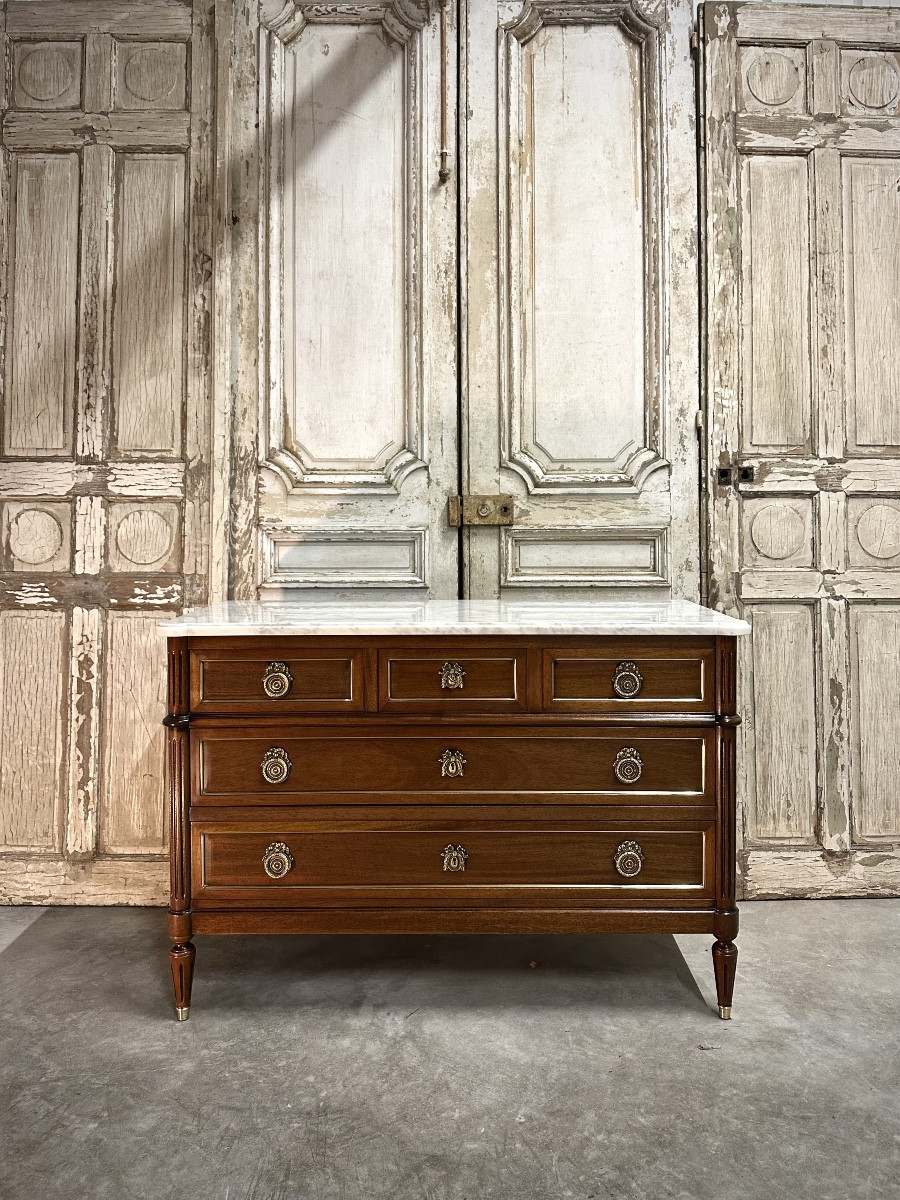 Louis XVI Style Mahogany Chest Of Drawers, 20th Century 