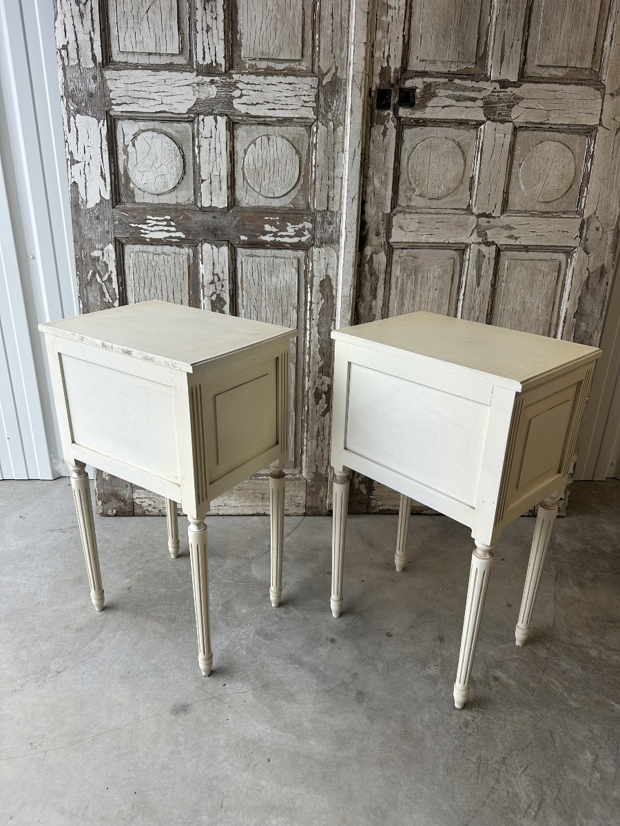 Pair Of Painted Louis XVI Style Bedside Tables, 20th Century -photo-3