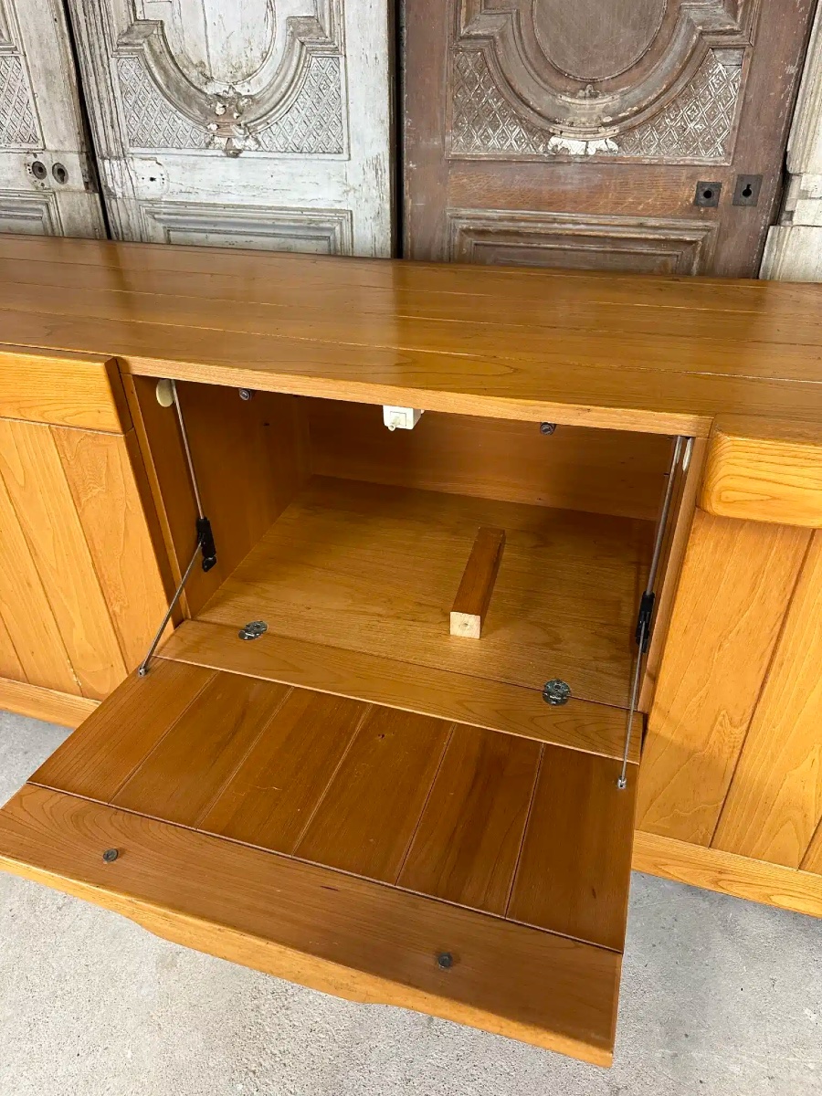 Enfilade en orme massif circa 1970-80 attribuée à Maison REGAIN-photo-2