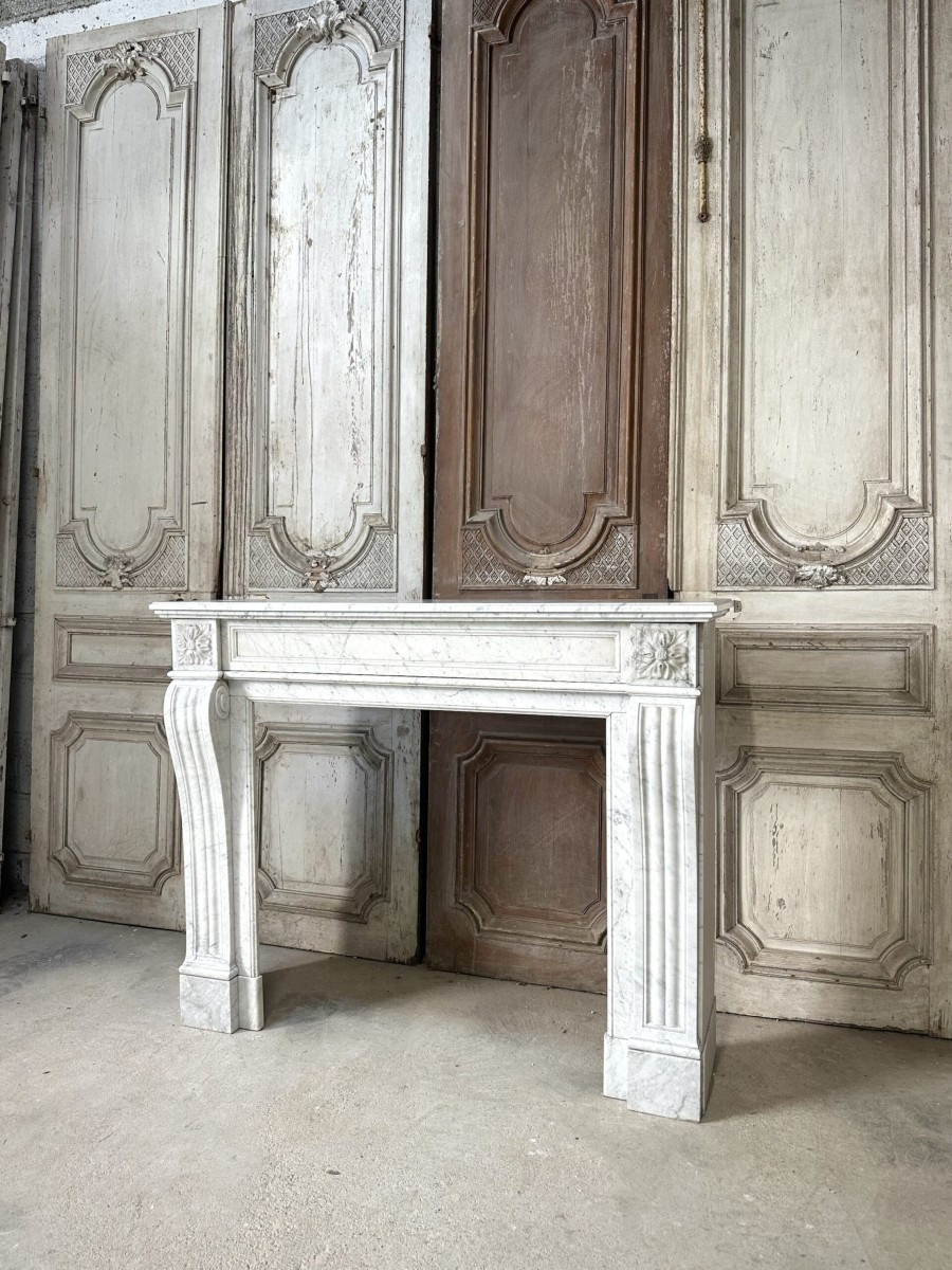 Cheminée en marbre blanc de carrare style Louis XVI fin du XIXe siècle