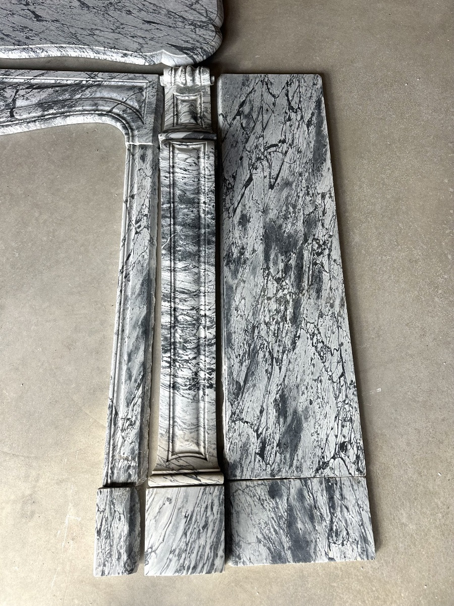 Cheminée pompadour de style Louis XV circa 1880 marbre bleu fleuri-photo-2