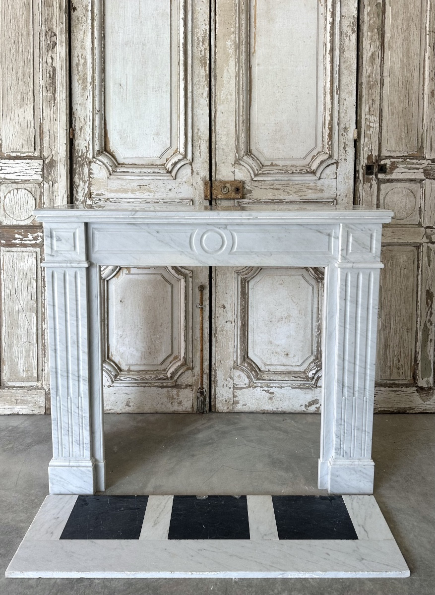 Louis XVI Mantel In Carrara Marble Circa 1900