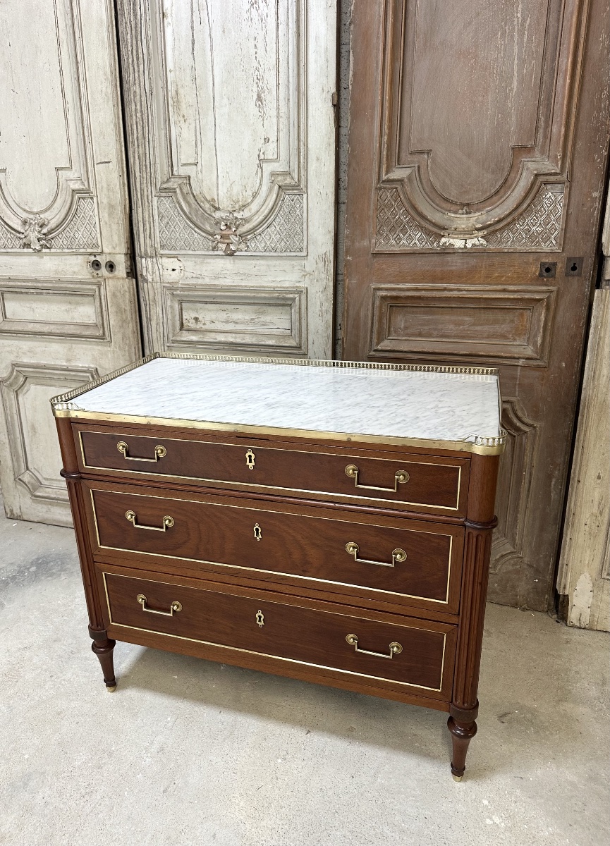 Louis XVI-style Mahogany Chest Of Drawers, Circa 1800-photo-2