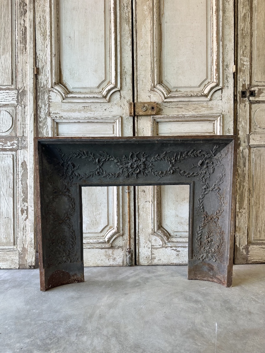 Louis XVI-style Cast-iron Fireplace Insert, Circa 1880-photo-2