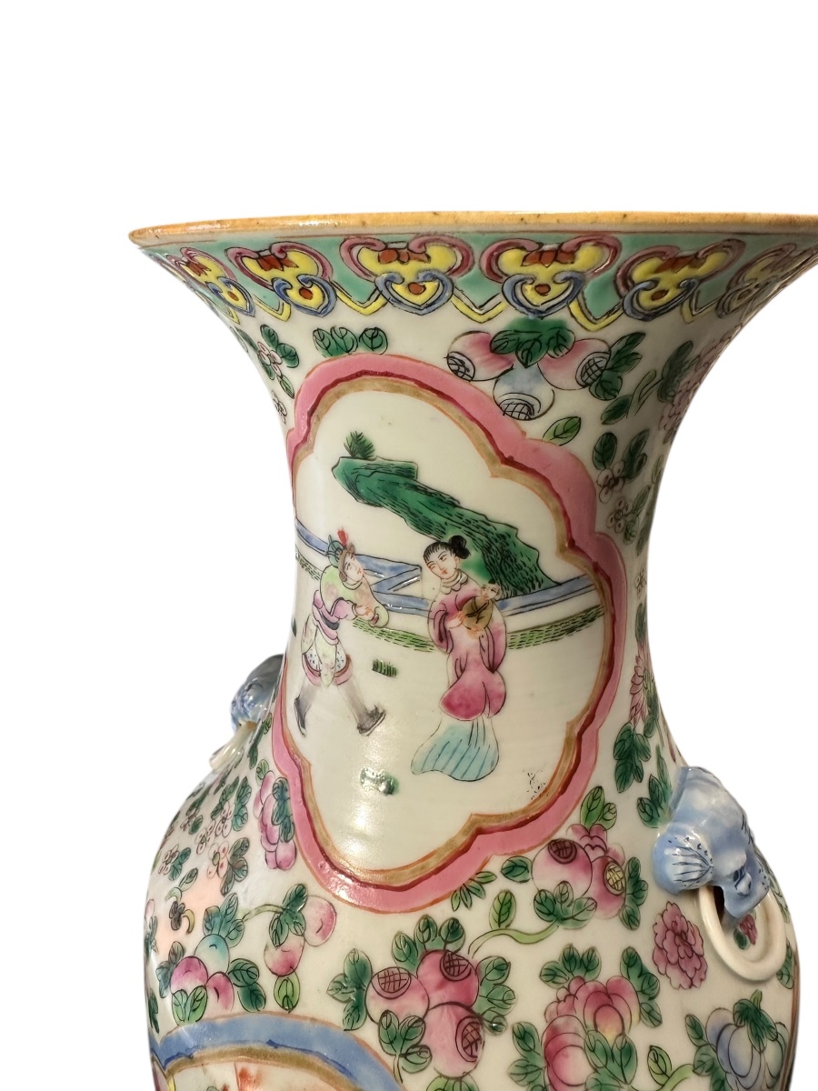 20th-century Chinese Canton Porcelain Vase-photo-3