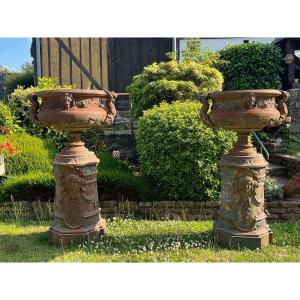 Pair Of Cast Iron Vases With Sheath XIXth Century Val d'Osne Foundry