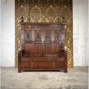 Renaissance Style Chest Bench In Walnut Late 19th Century