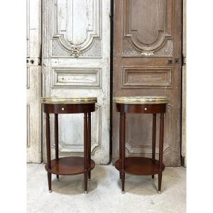 Paire de chevets Louis XVI acajou 20e siècle 