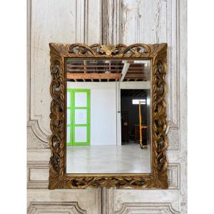 Miroir en bois sculpté doré XIXe siècle